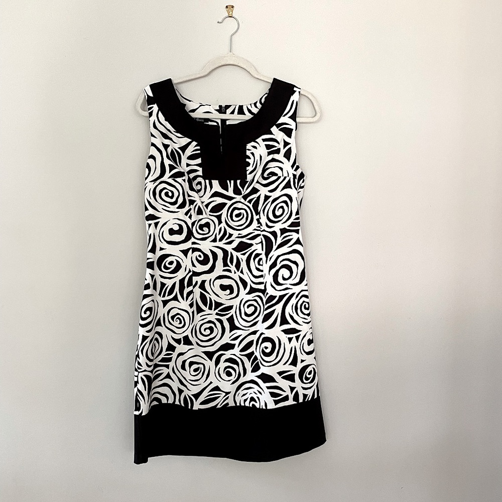AGB Dress Women’s black and white size 14